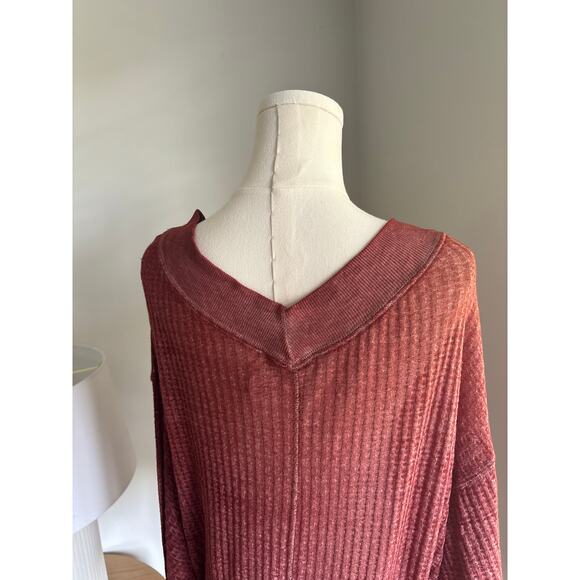 Free People South Side Thermal Top Size XS Burgundy Waffle Knit Slouchy V-Neck - Picture 7 of 8